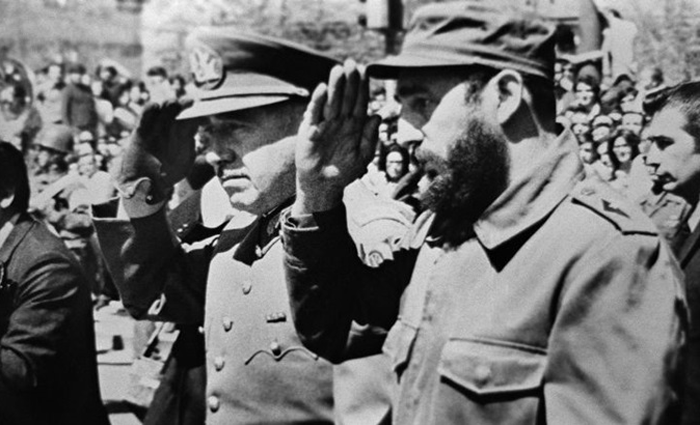 Pinochet faleceu em 10 de dezembro de 2006, aos 91 anos, quando sofreu um ataque cardíaco. Foto: AFP/Arquivo/Pinochet faleceu em 10 de dezembro de 2006, aos 91 anos, quando sofreu um ataque cardíaco. Foto: AFP/Arquivo Pinochet faleceu em 10 de dezembro de 2006, aos 91 anos, quando sofreu um ataque cardíaco. Foto: AFP/Arquivo/Pinochet faleceu em 10 de dezembro de 2006, aos 91 anos, quando sofreu um ataque cardíaco. Foto: AFP/Arquivo