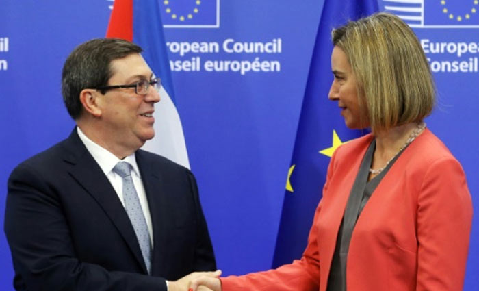 Rodríguez e Federica no encontro em Bruxelas. Foto: Emmanuel Dunand/AFP/ Rodríguez e Federica no encontro em Bruxelas. Foto: Emmanuel Dunand/AFP/