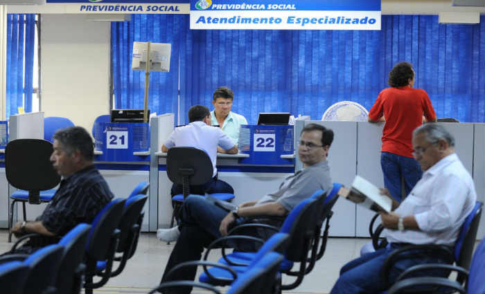 Na avaliação do ministro da Fazenda, Henrique Meirelles, esse novo perfil etário do brasileiro deve gerar uma situação insustentável para a Previdência. Foto: Arquivo/Agência Brasil/ Na avaliação do ministro da Fazenda, Henrique Meirelles, esse novo perfil etário do brasileiro deve gerar uma situação insustentável para a Previdência. Foto: Arquivo/Agência Brasil/