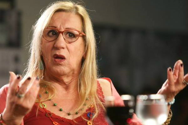 A cartunista Larte tornou pública a transexualidade dela aos 57 anos. Foto: Facebook/Reprodução/ A cartunista Larte tornou pública a transexualidade dela aos 57 anos. Foto: Facebook/Reprodução/