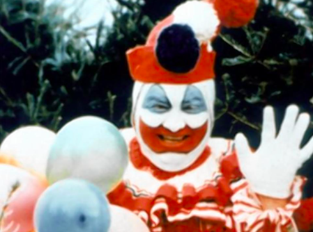 John Gacy foi um famoso serial killer que se vestia de palhaço. Foto: Reprodução da Internet/zzlbiography