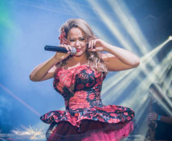 Michelle Melo se sentiu desrespeitada pela medida. Foto: Golarrolê/Divulgação