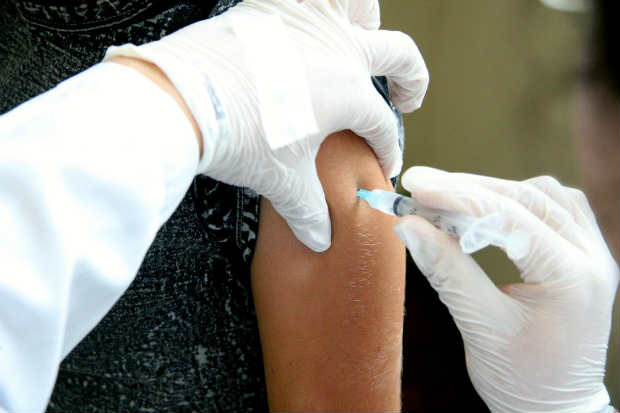 Brasil é o primeiro país da América Latina e o sétimo no mundo a oferecer a vacina contra o HPV para meninos em programas nacionais de imunização. Foto: Juliane Guez/ PMPA/