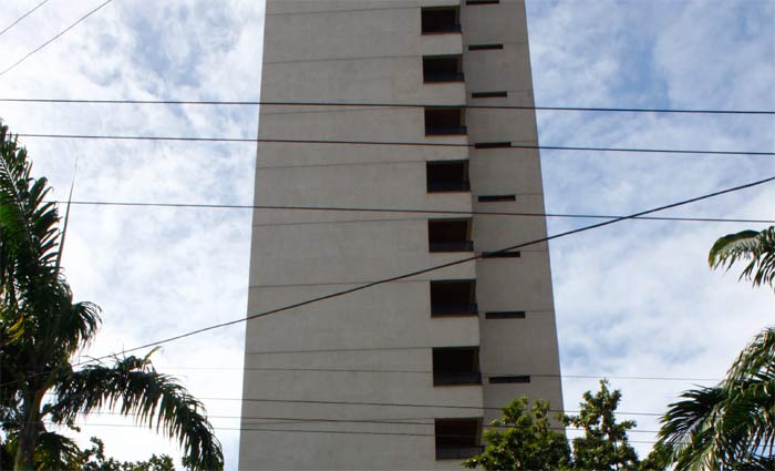 A Prefeitura do Recife explica que trata-se de uma equipara&ccedil;&atilde;o para im&oacute;veis que tiveram reajuste de base de c&aacute;lculo travado na &eacute;poca da gest&atilde;o Jo&atilde;o da Costa. Foto: Paulo Paiva/DP/