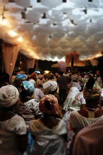 As fotos dão protagonismo a mulheres negras em situações cotidiana, a fim de desconstruir estereótipos. Foto: Carol lopes/Divulgação