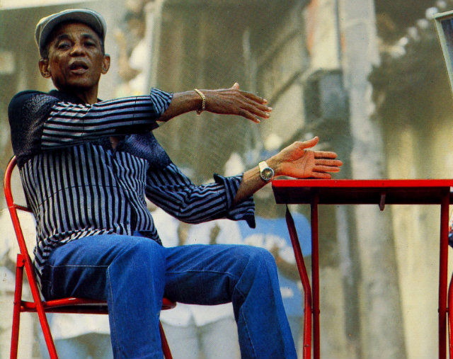 O pernambucano Bezerra da Silva deu voz a clássicos do samba de partido-alto e se popularizou nos anos 1980. Na imagem, a capa do disco Alô, Malandragem, Maloca o Flagrante. Foto: RCA Records/Divulgação/ O pernambucano Bezerra da Silva deu voz a clássicos do samba de partido-alto e se popularizou nos anos 1980. Na imagem, a capa do disco Alô, Malandragem, Maloca o Flagrante. Foto: RCA Records/Divulgação/