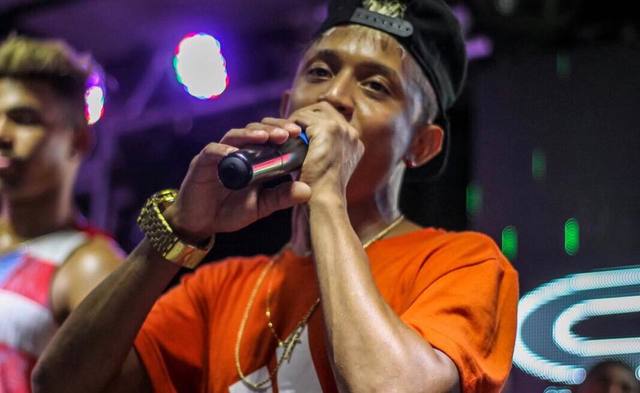 MC pernambucano ganhou destaque com can&ccedil;&otilde;es como Balan&ccedil;a, Vai descendo e Bumbum no ar. Foto: Facebook/Reprodu&ccedil;&atilde;o/