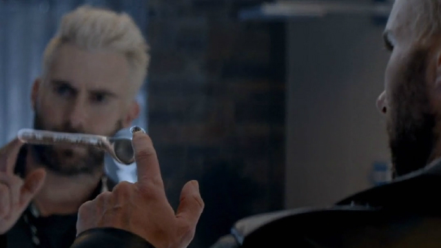 De acordo com o vocalista da banda, Adam Levine, Cold far&aacute; parte do novo &aacute;lbum do grupo, ainda sem previs&atilde;o de estreia. Foto: YouTube/Reprodu&ccedil;&atilde;o/