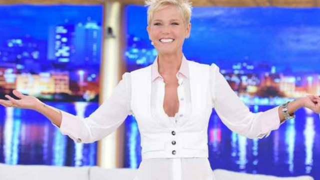 Após período de férias, Xuxa se prepara para voltar com os trabalhos na TV. Foto: Twitter/Reprodução/