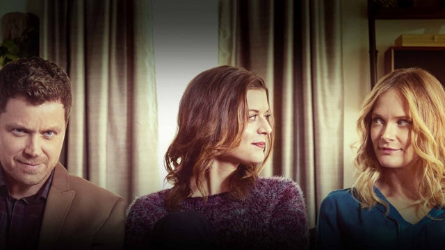 Em You me Her, casal recorre a uma mulher para resgatar a relação. Foto: Netflix/Divulgação