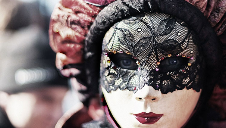 Carnaval de Veneza, na It&aacute;lia, &eacute; um dos espet&aacute;culos mais famosos do mundo e tem como marca o uso de m&aacute;scaras cl&aacute;ssicas/Pixabay/Reprodu&ccedil;&atilde;o