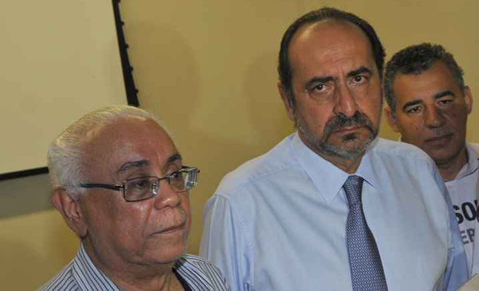 Prefeito Alexandre Kalil anunciou repasse de R$ 5 milhões ao lado do diretor do hospital, Ivo Lopes. Foto: Jair Amaral/EM/D.A PRESS