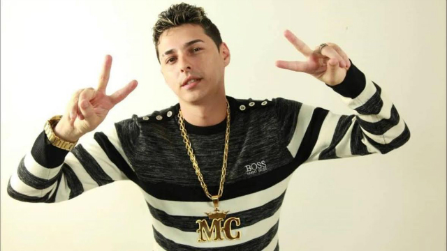 O trabalho soma mais de 60 mil visualiza&ccedil;&otilde;es e resgata sucessos do in&iacute;cio da carreira de Cego Foto: Youtube/Reprodu&ccedil;&atilde;o/