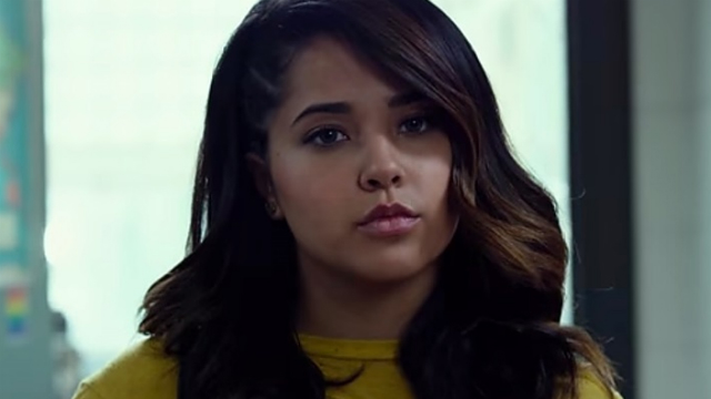 A atriz Becky G. interpreta Trini, a Ranger amarela, na readaptação de Power Rangers. Foto: Lionsgate/Divulgação/ A atriz Becky G. interpreta Trini, a Ranger amarela, na readaptação de Power Rangers. Foto: Lionsgate/Divulgação/