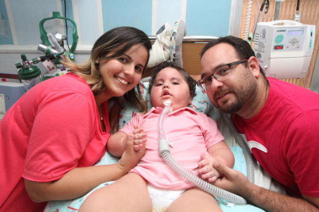 Miguel iria participar de testes com Spinraza nos Estados Unidos, em 2015, mas o quadro agravou e a criança não teve a viagem liberada pelos médicos. Crédito: Nando Chiappetta/DP