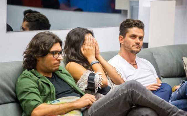 O trio Ilmar, Emilly e Marcos atravessa crise. Foto: Globo/Divulgação/ O trio Ilmar, Emilly e Marcos atravessa crise. Foto: Globo/Divulgação/