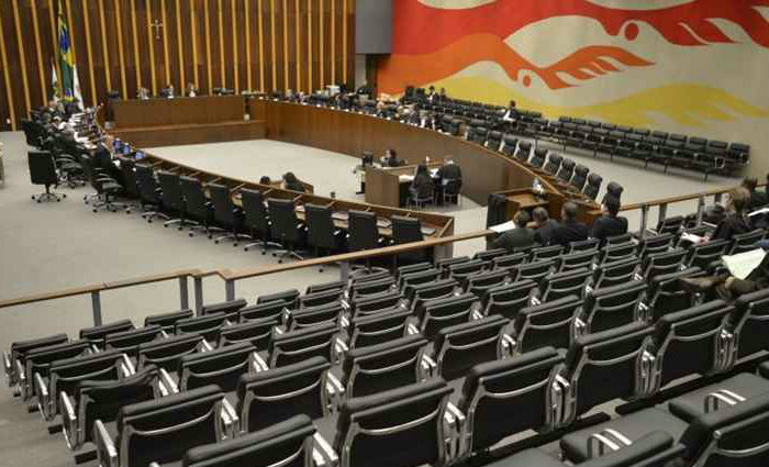 A opinião é compartilhada por outros líderes da Casa, mas há também, por outro lado, a percepção de que o fim do foro privilegiado tem apoio da opinião pública. Foto: Marcelo Ferreira/Esp CB/D.A Press/ A opinião é compartilhada por outros líderes da Casa, mas há também, por outro lado, a percepção de que o fim do foro privilegiado tem apoio da opinião pública. Foto: Marcelo Ferreira/Esp CB/D.A Press/