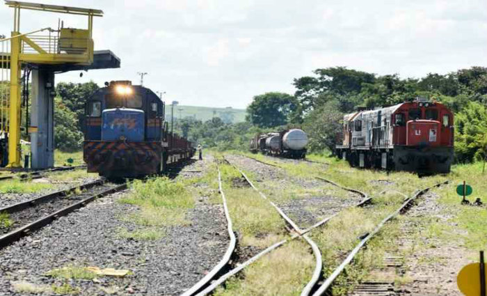 O país tem um deficit de 850km de trilhos no atendimento à demanda de passageiros. A previsão de investimentos para o setor neste ano é de R$ 895 milhões. Foto: Antonio Cunha/CB/D.A Press/