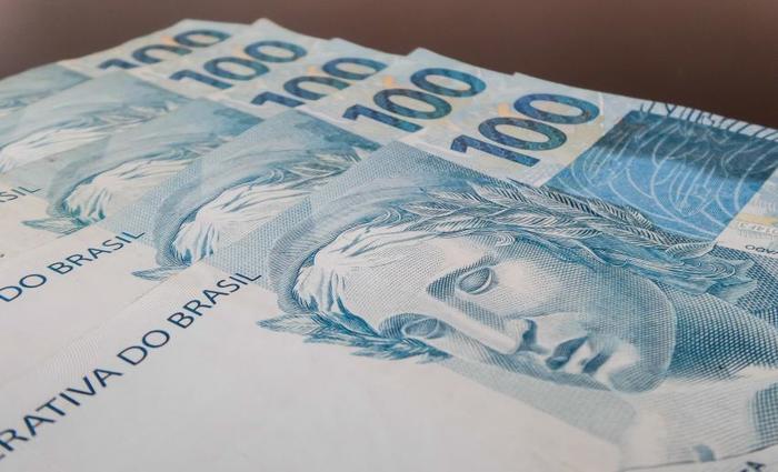 O programa de liberação dos recursos das contas inativas deverá injetar até R$ 36 bilhões na economia brasileira. Foto: Rafael Neddemeyer/Fotos Públicas/ O programa de liberação dos recursos das contas inativas deverá injetar até R$ 36 bilhões na economia brasileira. Foto: Rafael Neddemeyer/Fotos Públicas/