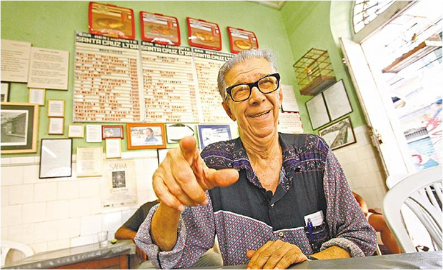 "Eu sou o idiota da cultura pernambucana", diz JMB. Foto: Rafael Martins/DP/ "Eu sou o idiota da cultura pernambucana", diz JMB. Foto: Rafael Martins/DP/