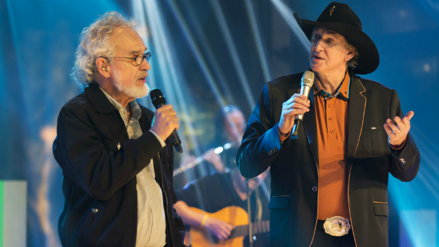 Para valorizar a "música caipira" - Renato Teixeira e Sérgio Reis cantam sucessos do gênero em show. Foto: Ana Mani/Divulgação/ Para valorizar a "música caipira" - Renato Teixeira e Sérgio Reis cantam sucessos do gênero em show. Foto: Ana Mani/Divulgação/