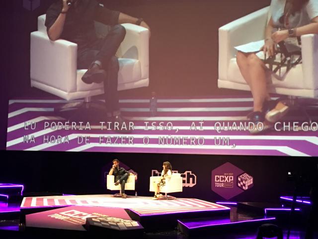 Ator utilizou mecanismo de tradu&ccedil;&atilde;o para se comunica com os f&atilde;s - Foto: Rodrigo Carvalho/Esp.DP/