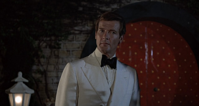 Roger Moore como James Bond, famoso espi&atilde;o ingl&ecirc;s do cinema. Foto: YouTube/Reprodu&ccedil;&atilde;o/