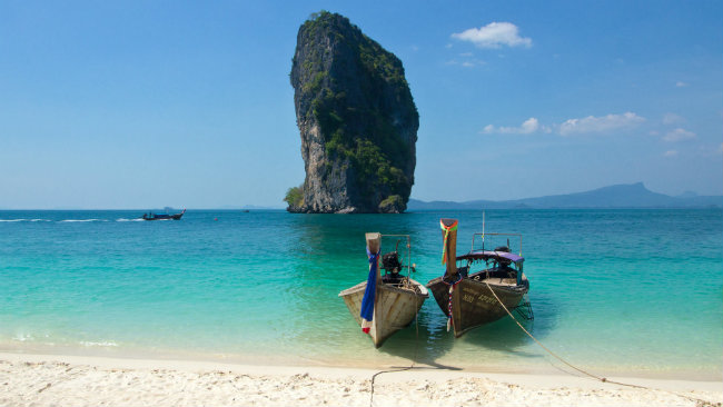 Praia de Ao Nang: Krabi é uma das portas de entrada para que busca visitar as mais de 130 ilhas do Sul da Tailândia