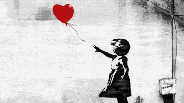Bansky iria doar edi&ccedil;&atilde;o limitada do famoso grafite A menina do bal&atilde;o. Foto: Pinterest/Reprodu&ccedil;&atilde;o/