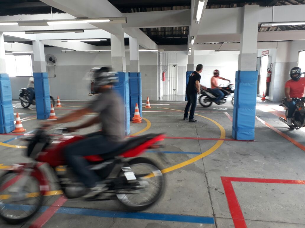 Moto Amiga promove curso gratuito de Pilotagem Defensiva no Recife. Foto: Divulgação/