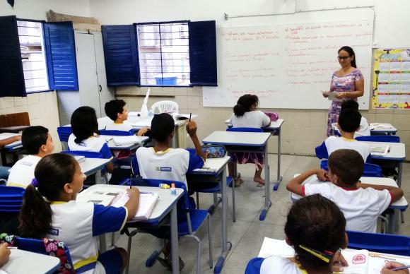 Alunos da Escola Municipal Ab&iacute;lio Gomes, no Recife. Foto: Sumaia Villela / Ag&ecirc;ncia Brasil/