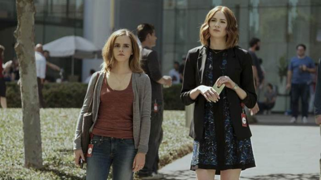 Emma Watson interpreta Mae, uma estudante que tem a vida documentada em tempo integral. Foto: Imagem Filmes/Divulgação/ Emma Watson interpreta Mae, uma estudante que tem a vida documentada em tempo integral. Foto: Imagem Filmes/Divulgação/