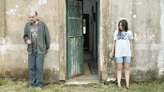 Marat Descarts e Maria Galant em cena do filme. Foto: Okna Producoes/Divulgação/ Marat Descarts e Maria Galant em cena do filme. Foto: Okna Producoes/Divulgação/
