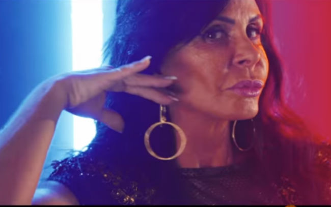 Brasileira tem sido retratada apenas por memes e gifs na internet. Foto: YouTube/Reprodu&ccedil;&atilde;o/