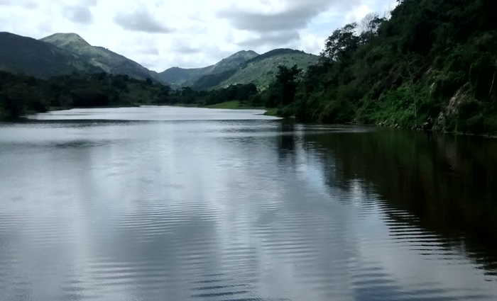Com o volume acumulado na barragem, de 250 mil m³, o calendário de abastecimento deve ser mantido até o segundo semestre de 2017.Foto: Divulgação/Compesa/Com o volume acumulado na barragem, de 250 mil m³, o calendário de abastecimento deve ser mantido até o segundo semestre de 2017.Foto: Divulgação/Compesa