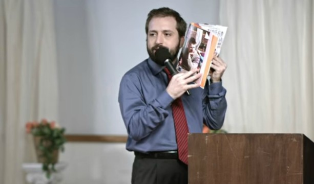 Greg&oacute;rio Duvivier &eacute; o pastor da Igreja Rodrigo Hilbert dos &Uacute;ltimos Dias. Foto: YouTube/Reprodu&ccedil;&atilde;o/