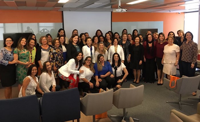 Gestoras de RH participaram de evento nesta quarta-feira para vivenciar pr&aacute;ticas do Inner Game, o Jogo Interior, m&eacute;todo que ganhou o mundo por revelar o que h&aacute; de melhor na pessoa atrav&eacute;s do aprendizado. Foto: Divulga&ccedil;&atilde;o/