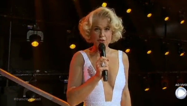 Xuxa encarnou Marilyn Monroe na noite dos ícones da cultura pop