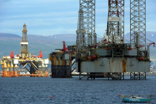A ideia busca reverter um persistente excesso de oferta e reavivar os pre&ccedil;os do petr&oacute;leo. Foto: Andy Buchanan/AFP