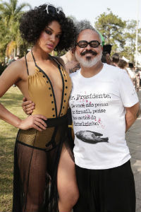 "Mr. Presidente, se você não pensa no Brasil, pense nos netos do Michelzinho". 
Foto: Agência Fotosite/Divulgação