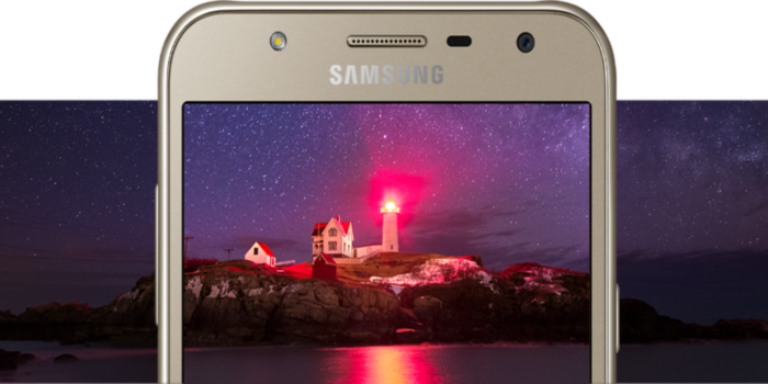 J7 Neo é honesto na proposta de ser um celular que passeia entre o básico e intermediário - Foto: Divulgação/Samsung/ J7 Neo é honesto na proposta de ser um celular que passeia entre o básico e intermediário - Foto: Divulgação/Samsung/