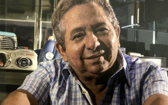 O autor frisa o estilo "pornográfico", a sinceridade e a veia solidária do radialista. Foto: Cepe/Divulgação/ O autor frisa o estilo "pornográfico", a sinceridade e a veia solidária do radialista. Foto: Cepe/Divulgação/