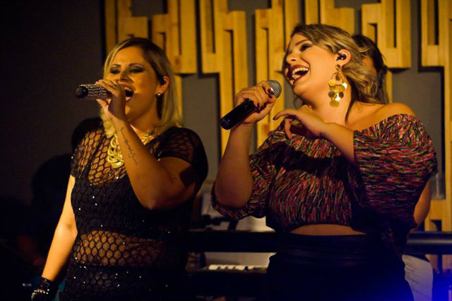 Eventos corporativos e casamentos estão na agenda de Kelly & Flávia Reis. Foto: Facebook/Reprodução