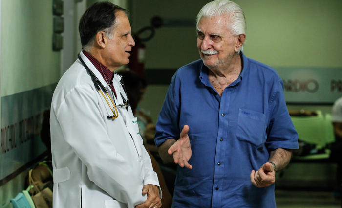 Jorge Cubits recorreu ao especialista  Gustavo Santiago quando precisou ser submetido a exames de resson&acirc;ncia magn&eacute;tica. Foto: Rafael Martins/DP/