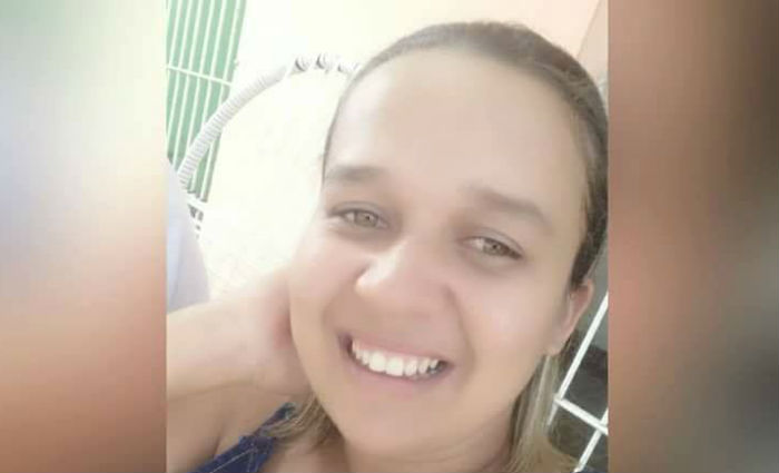 Babá morta em acidente estava grávida de três meses e deixa filha de três anos. Foto: Cortesia/ Babá morta em acidente estava grávida de três meses e deixa filha de três anos. Foto: Cortesia/