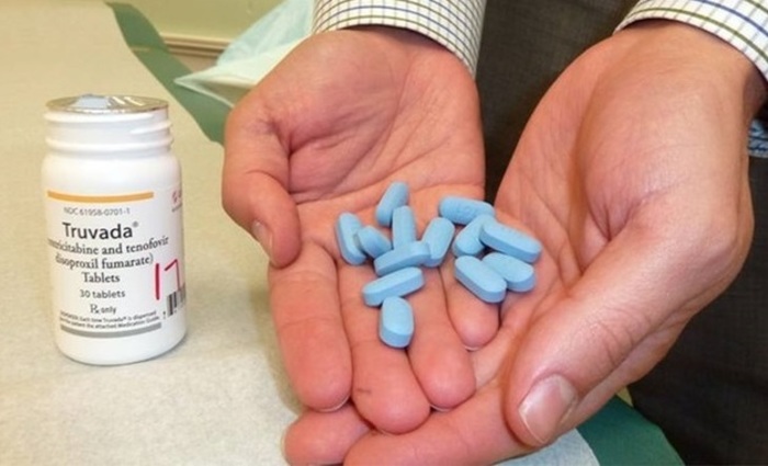 Medicamento que promete barrar contágio pelo vírus será oferecido em postos de saúde a pessoas de grupos vulneráveis que atenderem a pré-requisitos. Foto: Kerry Sheridan/AFP/ Medicamento que promete barrar contágio pelo vírus será oferecido em postos de saúde a pessoas de grupos vulneráveis que atenderem a pré-requisitos. Foto: Kerry Sheridan/AFP/