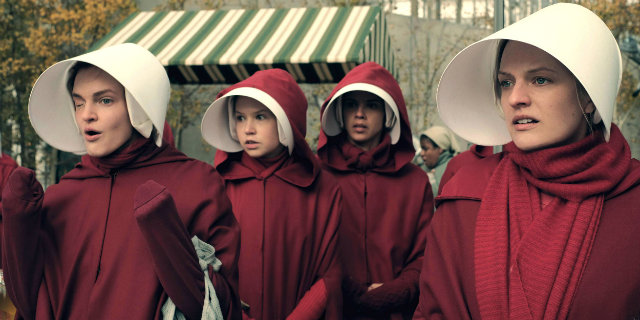Série é protagonizada por Elizabeth Moss. Foto: Hulu/Divulgação/