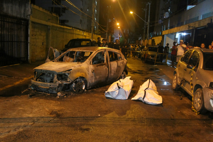 Homicídios têm desafiado a polícia pernambucana. Foto: Nando Chiappetta/DP/Arquivo/Homicídios têm desafiado a polícia pernambucana. Foto: Nando Chiappetta/DP/Arquivo