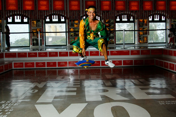 Passista Alan Leite faz mais de 20 apresentações apenas no carnaval. Foto: Shilton Araújo/Esp.DP.