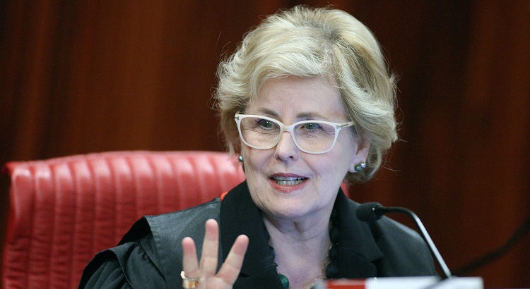 Em seu voto, a ministra mudou seu entendimento sobre a questão e entendeu que a Anvisa atuou dentro da lei ao limitar a venda dos cigarros com aditivo. Foto: Roberto Jaime/TSE/ Em seu voto, a ministra mudou seu entendimento sobre a questão e entendeu que a Anvisa atuou dentro da lei ao limitar a venda dos cigarros com aditivo. Foto: Roberto Jaime/TSE/
